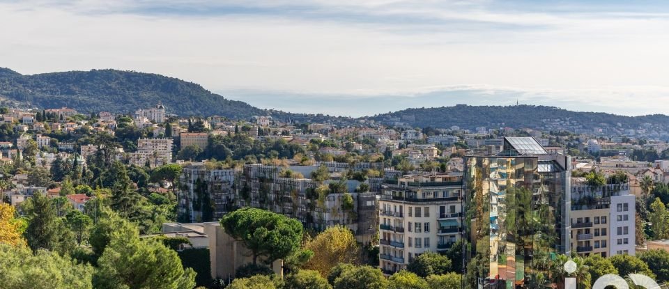 Apartment 4 rooms of 99 m² in Nice (06100)