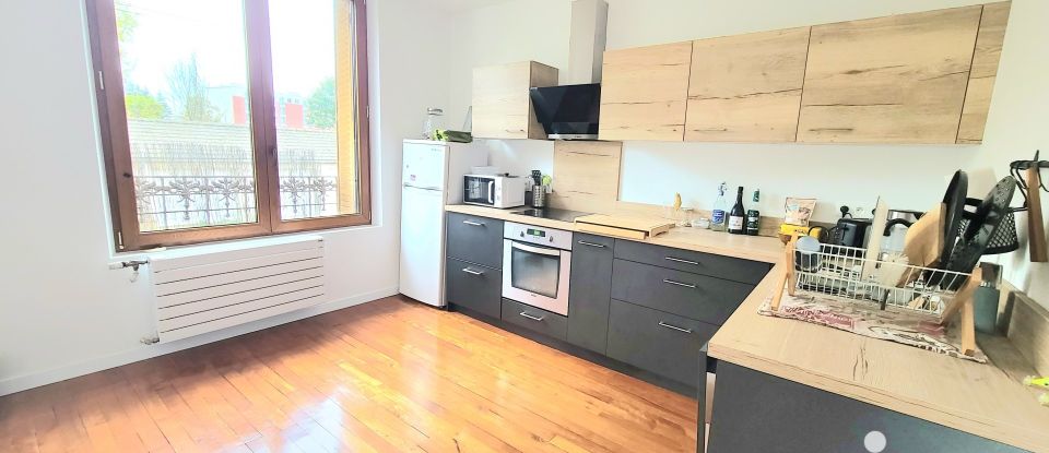 Town house 3 rooms of 86 m² in Troyes (10000)