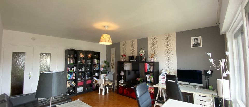 Apartment 3 rooms of 84 m² in Chelles (77500)