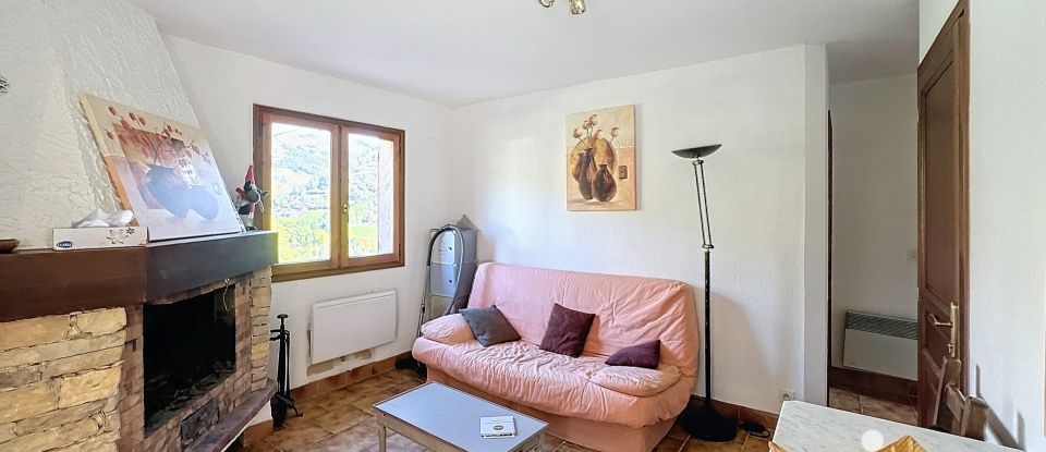 Maison 4 pièces de 85 m² à Beuil (06470)