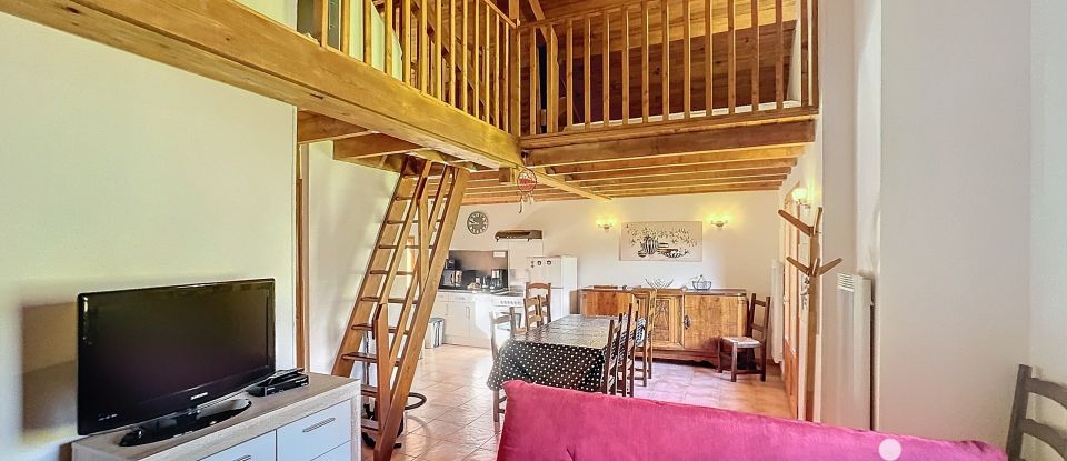 Maison 4 pièces de 85 m² à Beuil (06470)