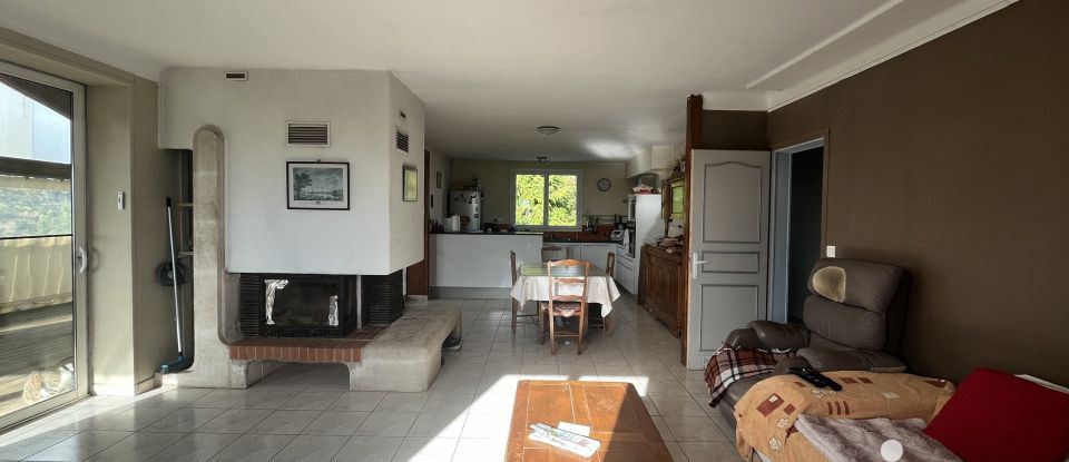 Maison 6 pièces de 107 m² à Montournais (85700)