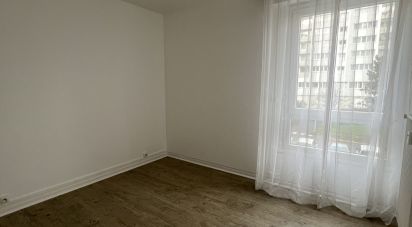 Appartement 4 pièces de 85 m² à Evry-Courcouronnes (91000)