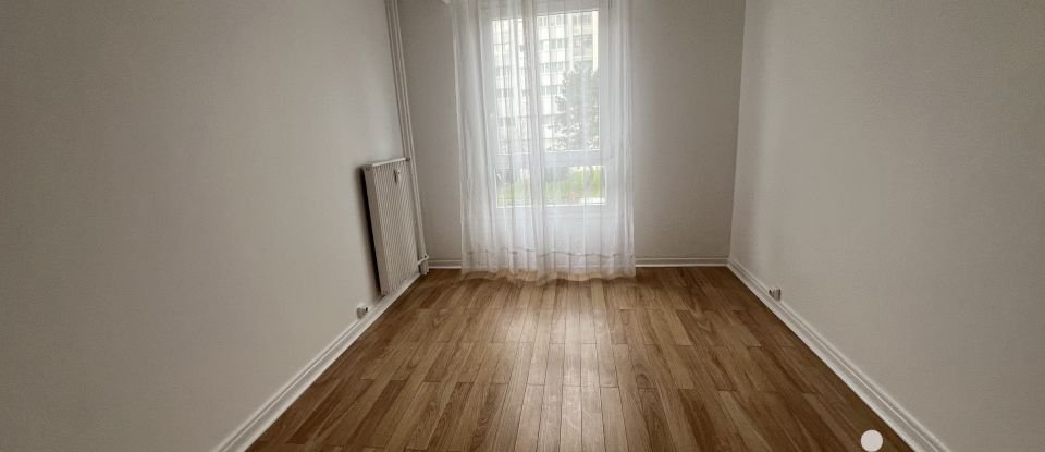 Appartement 4 pièces de 85 m² à Évry (91000)