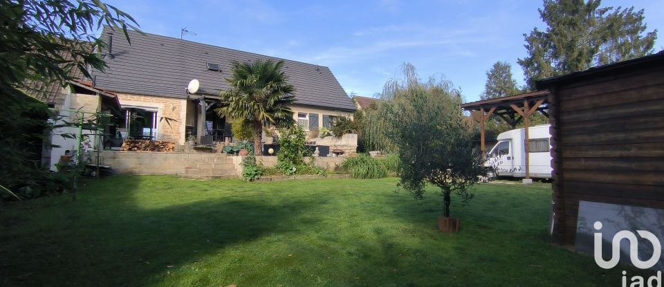 Pavillon 7 pièces de 178 m² à Mauregny-en-Haye (02820)