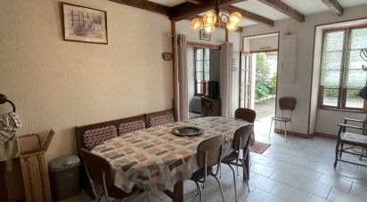 Village house 4 rooms of 50 m² in Mosnac (16120)