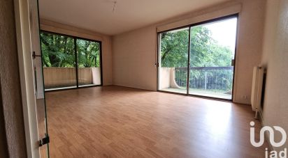 Apartment 3 rooms of 75 m² in Caluire-et-Cuire (69300)