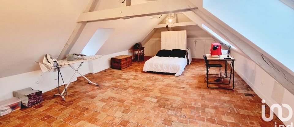 Maison traditionnelle 5 pièces de 131 m² à Trélazé (49800)