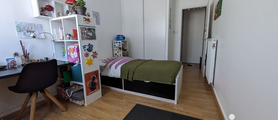 Appartement 6 pièces de 100 m² à Quimper (29000)