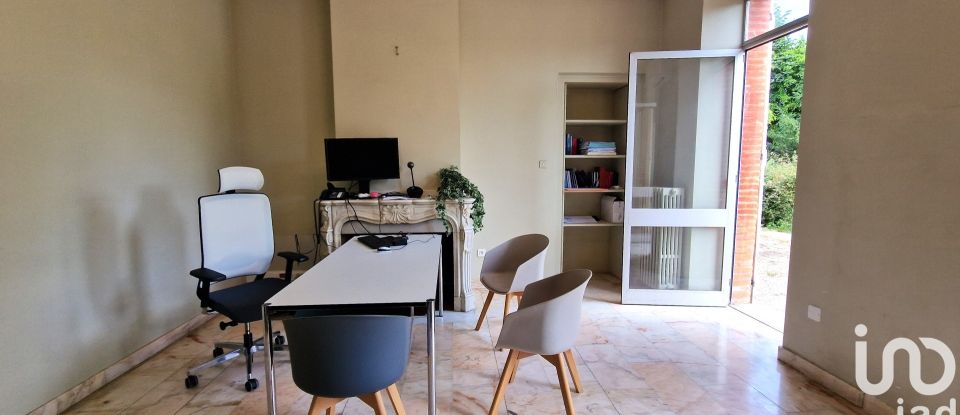 Immeuble de 400 m² à Castelsarrasin (82100)