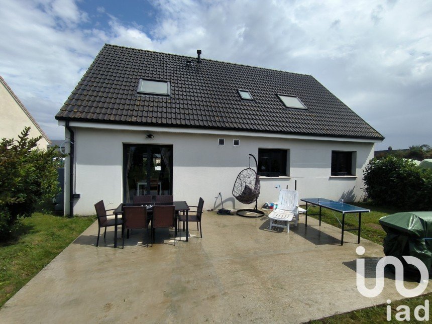 House 6 rooms of 120 m² in Quatremare (27400)