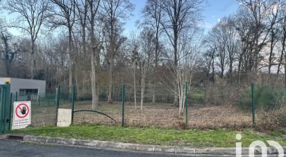 Land of 1,025 m² in Dourdan (91410)