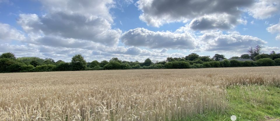 Longère 9 pièces de 250 m² à Pluzunet (22140)