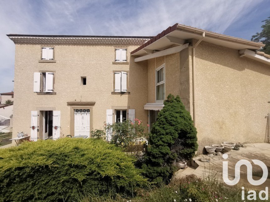 Maison 7 pièces de 165 m² à Chanos-Curson (26600)