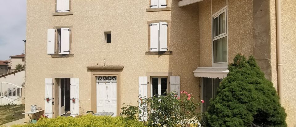 Maison 7 pièces de 165 m² à Chanos-Curson (26600)