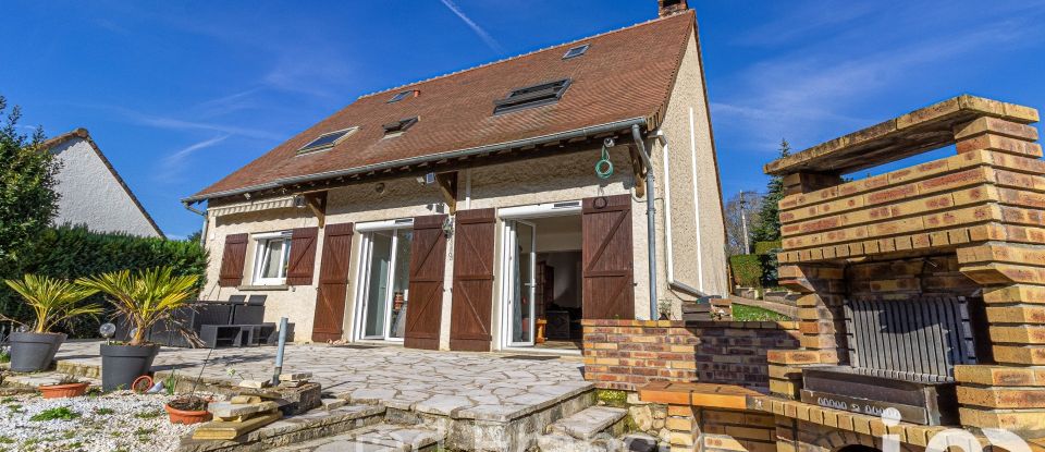 Maison 6 pièces de 155 m² à Maule (78580)