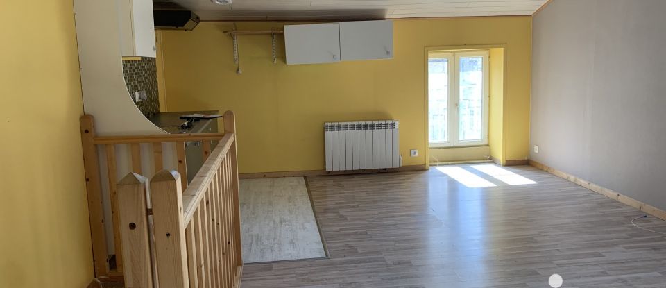 Village house 6 rooms of 127 m² in Ronsenac (16320)