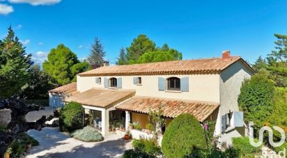 Maison de campagne 5 pièces de 225 m² à Lussan (30580)