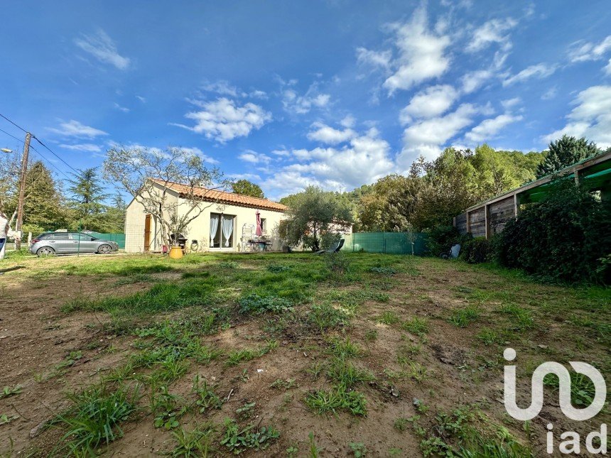 Maison traditionnelle 4 pièces de 74 m² à Barjols (83670)