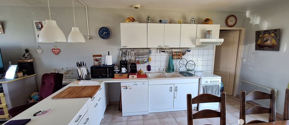 Maison 5 pièces de 90 m² à Saint-Magne-de-Castillon (33350)