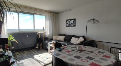 Appartement 2 pièces de 60 m² à Niort (79000)