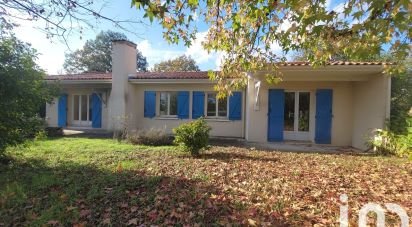 Maison traditionnelle 5 pièces de 120 m² à Chamadelle (33230)