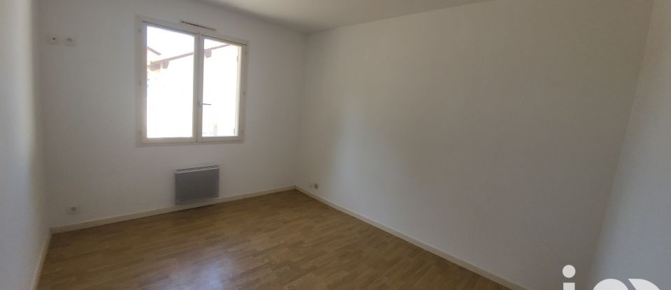 Maison traditionnelle 5 pièces de 120 m² à Chamadelle (33230)