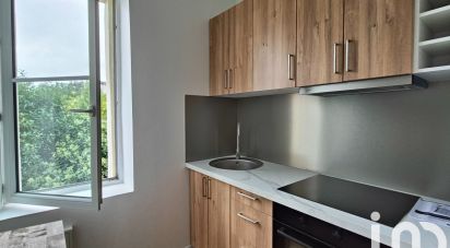 Appartement 2 pièces de 45 m² à Enghien-les-Bains (95880)