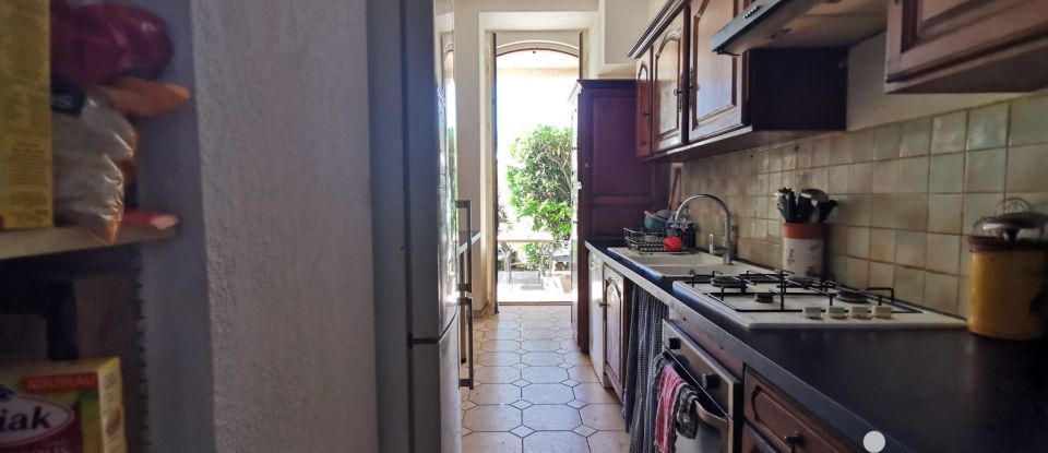 Appartement 3 pièces de 70 m² à Villeneuve-Loubet (06270)