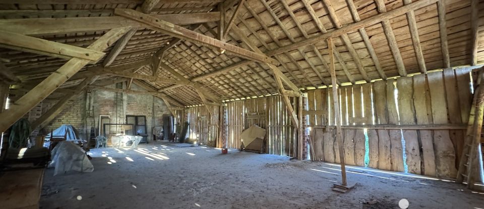 Barn conversion 5 rooms of 240 m² in Bélesta (09300)