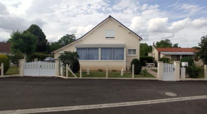 Traditional house 4 rooms of 114 m² in Saint-Père-sur-Loire (45600)