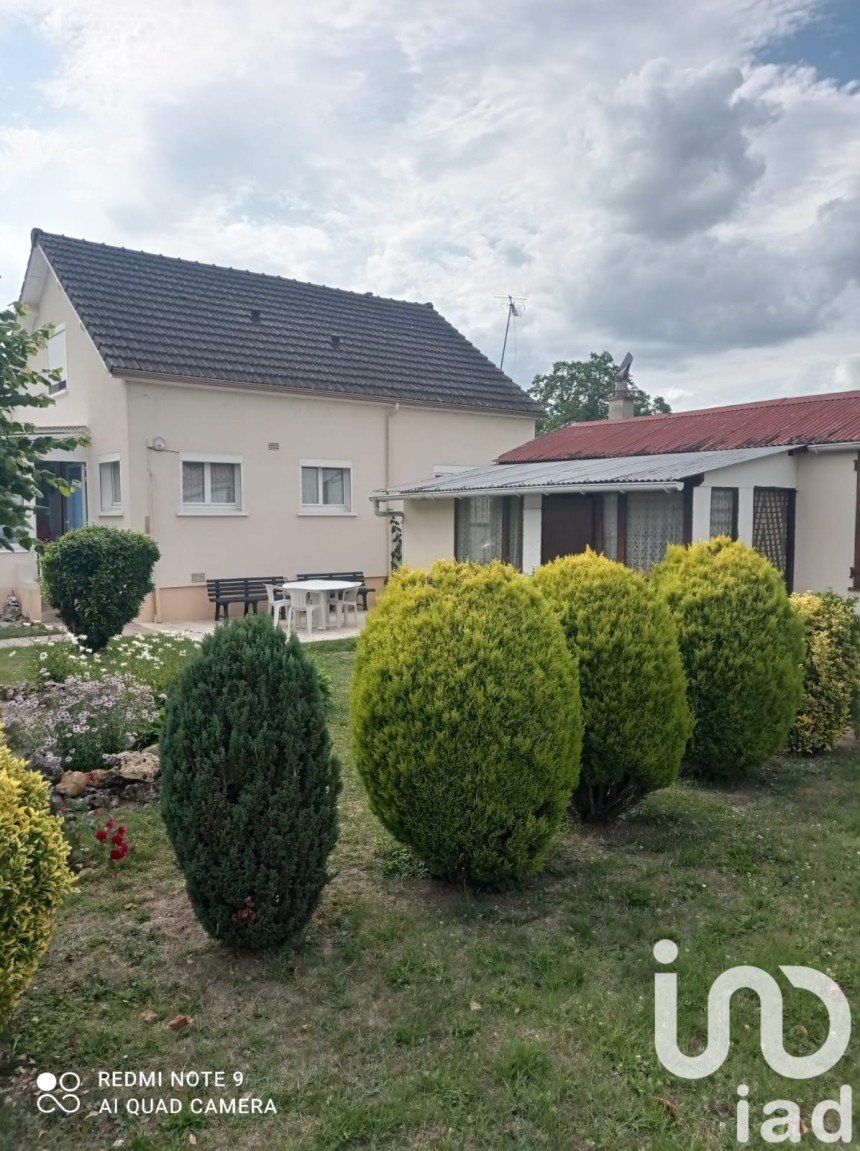 Maison 4 pièces de 114 m² à Saint-Père-sur-Loire (45600)