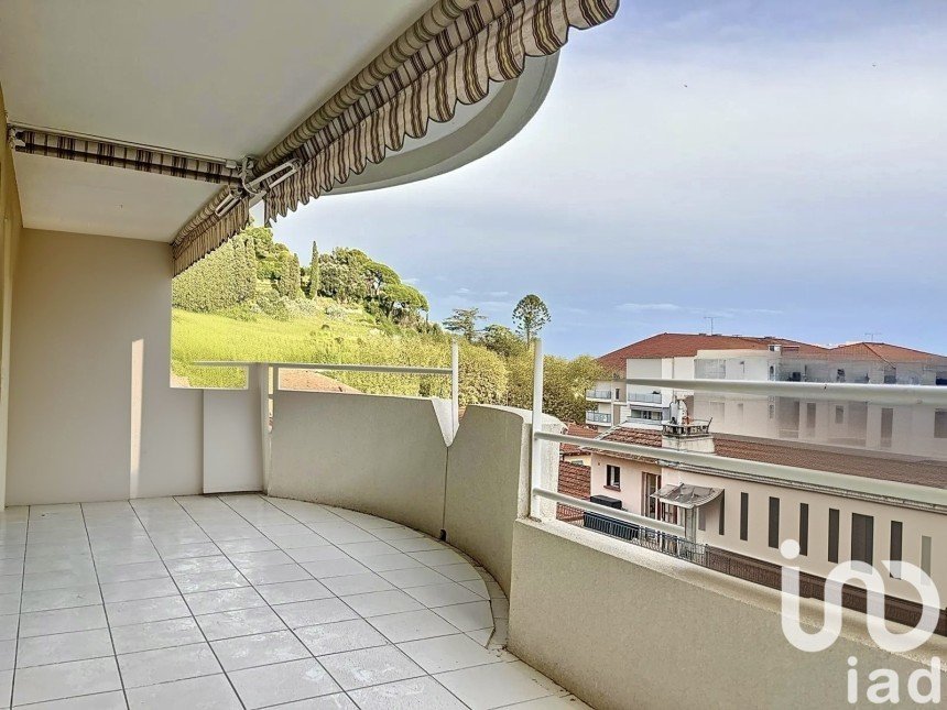 Apartment 3 rooms of 71 m² in Menton (06500)