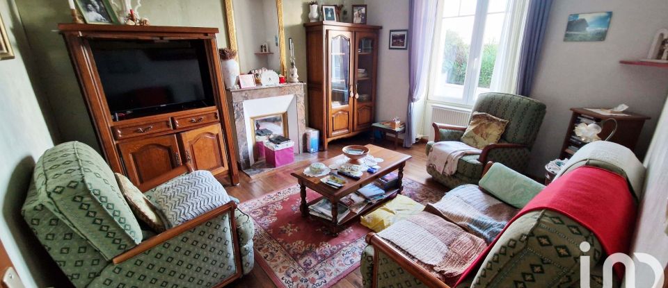 Maison 5 pièces de 105 m² à Mervent (85200)