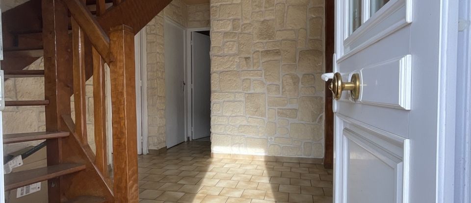 Maison traditionnelle 9 pièces de 150 m² à Romorantin-Lanthenay (41200)