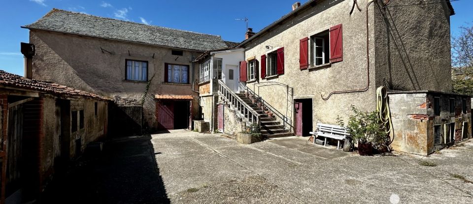 Maison de campagne 5 pièces de 151 m² à Crespin (12800)