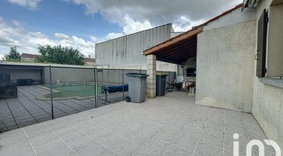 Maison 5 pièces de 115 m² à Courçon (17170)