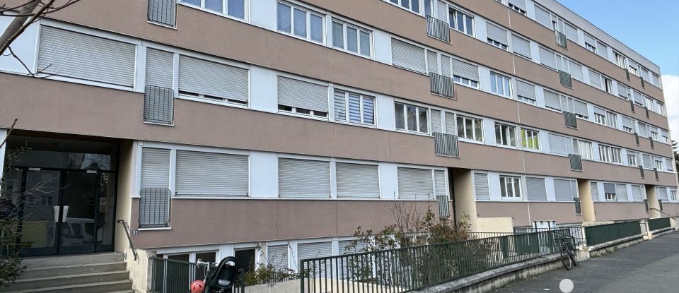 Apartment 3 rooms of 61 m² in Bagnolet (93170)