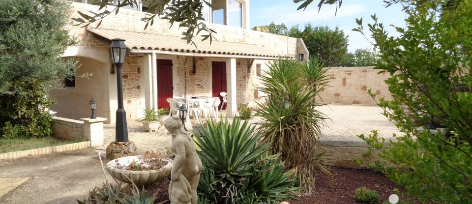 Maison traditionnelle 6 pièces de 220 m² à Marseillan (34340)