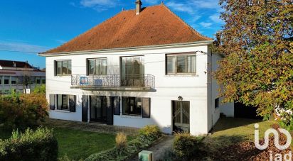 Traditional house 9 rooms of 240 m² in Diebling (57980)