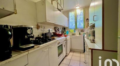 Appartement 4 pièces de 69 m² à Avignon (84000)