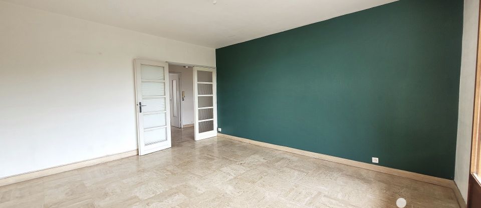 Appartement 3 pièces de 71 m² à Marseille (13009)