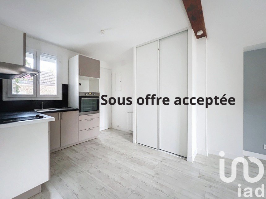 Appartement 1 pièce de 25 m² à Vert-le-Petit (91710)