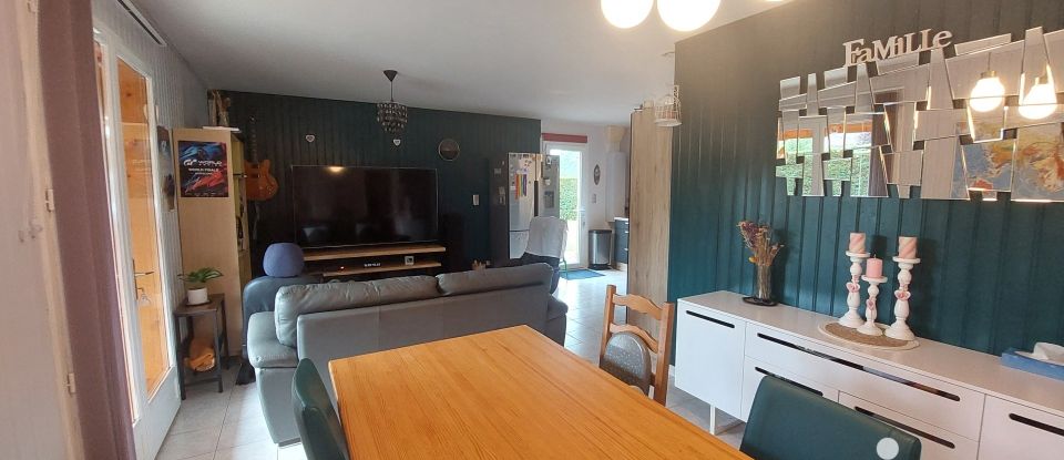 Maison 5 pièces de 80 m² à Vayres (87600)