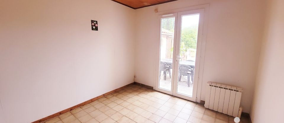 House 4 rooms of 99 m² in Coutras (33230)