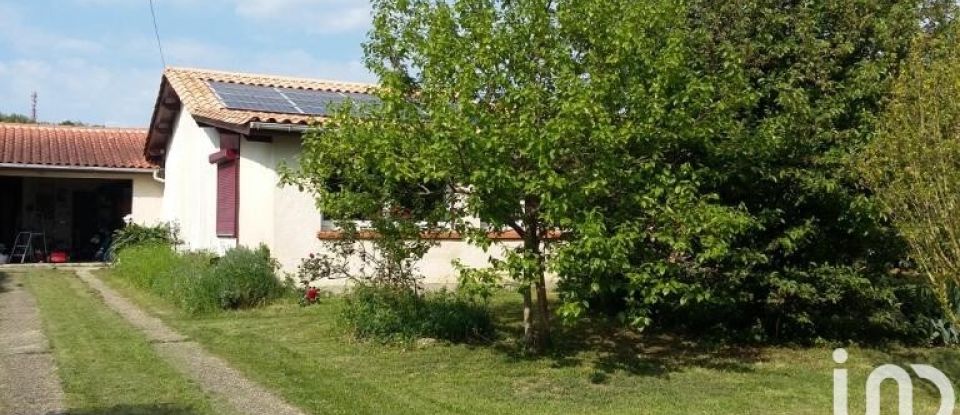 House 4 rooms of 99 m² in Coutras (33230)