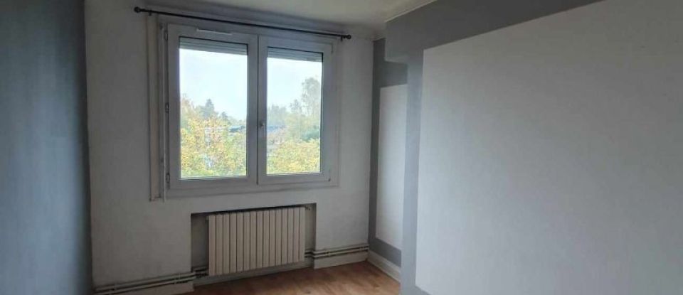 Apartment 4 rooms of 67 m² in Douai (59500)