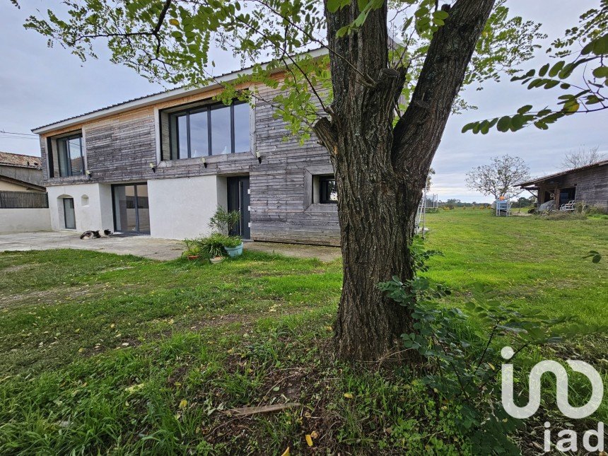 Maison 6 pièces de 254 m² à Virieu-le-Petit (01260)