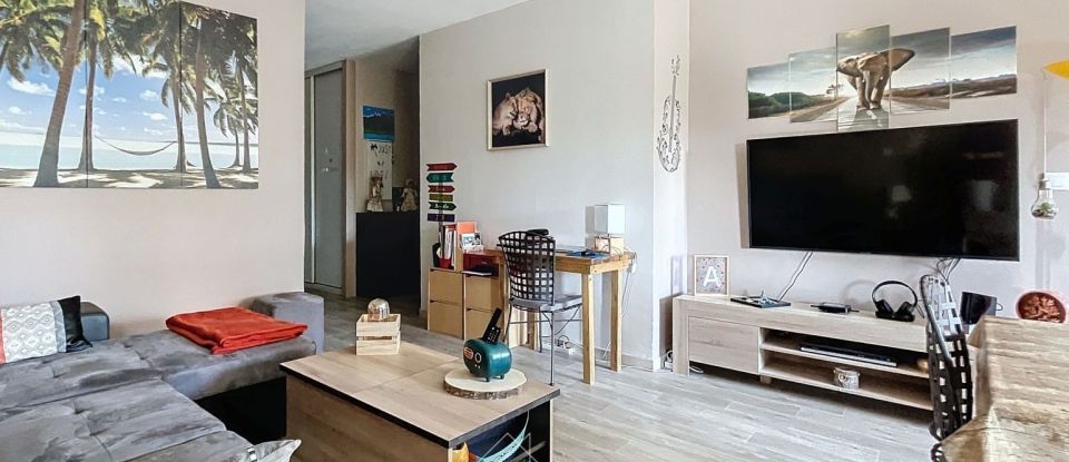 Appartement 4 pièces de 100 m² à Carpentras (84200)