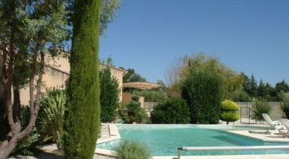 House 6 rooms of 260 m² in Eygalières (13810)